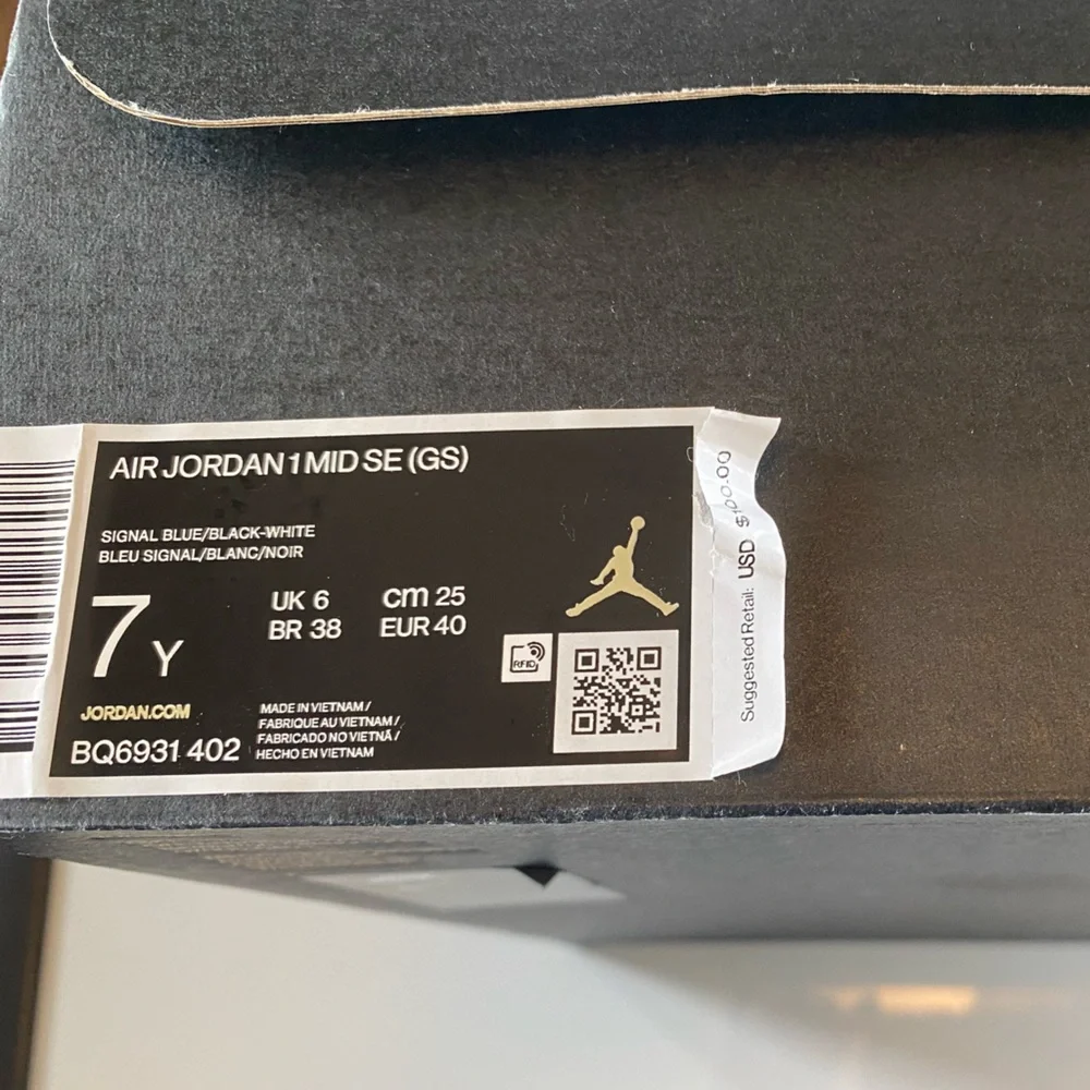 Nike Air Jordan 1 Mid Rise Signal Blue/White Size 7 Y
